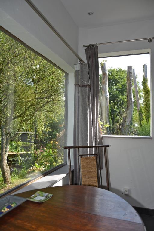 Chambres D'Hotes, Gites La Petite Madeleine La Madelaine-sous-Montreuil Exteriör bild